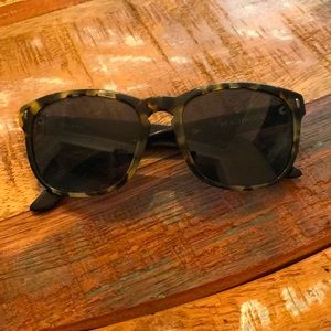 Spy Beachwood Tortoise Shell + Black Sunglasses
